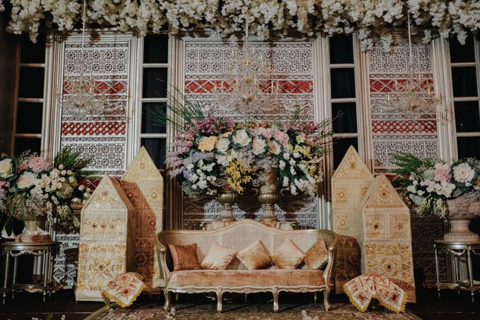 The Wedding of Suci & Maulana by itszuraphoto - 009