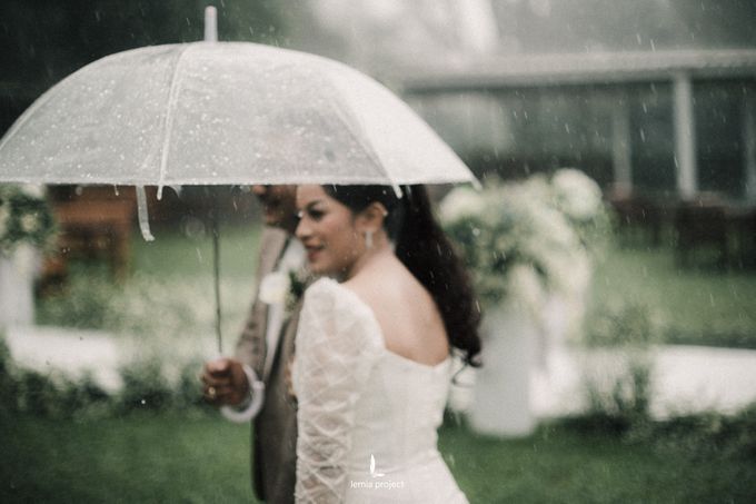 Wedding in the Rain by Maxi's Resto - 035 Wedding in the Rain by Maxi's Resto - 035