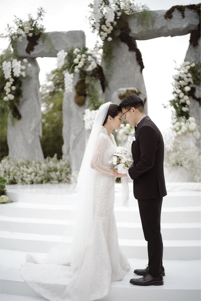 Arnold & Jessica Holy Martimony Decoration at Intercontonental Putting Green by Valentine Wedding Decoration - 015 Arnold & Jessica Holy Martimony Decoration at Intercontonental Putting Green by Valentine Wedding Decoration - 015