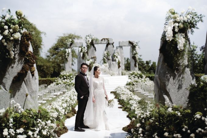 Arnold & Jessica Holy Martimony Decoration at Intercontonental Putting Green by MAKARA MAKEUP - 005 Arnold & Jessica Holy Martimony Decoration at Intercontonental Putting Green by MAKARA MAKEUP - 005