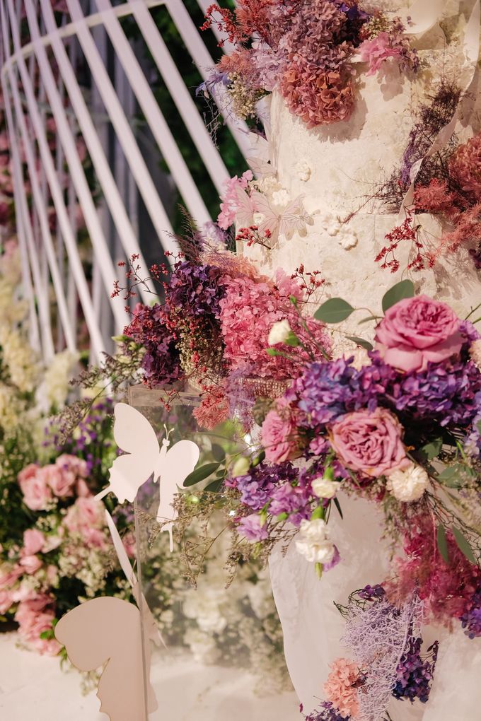 Dreamy Enchanted wedding by KAIA Cakes & Co. - 025 Dreamy Enchanted wedding by KAIA Cakes & Co. - 025