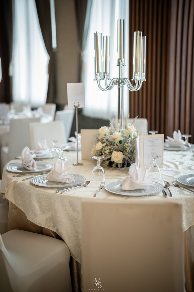 Timeless White: An Intimate Wedding Affair by THE TRIBRATA, HOTEL & CONVENTION CENTER - 011 Timeless White: An Intimate Wedding Affair by THE TRIBRATA, HOTEL & CONVENTION CENTER - 011