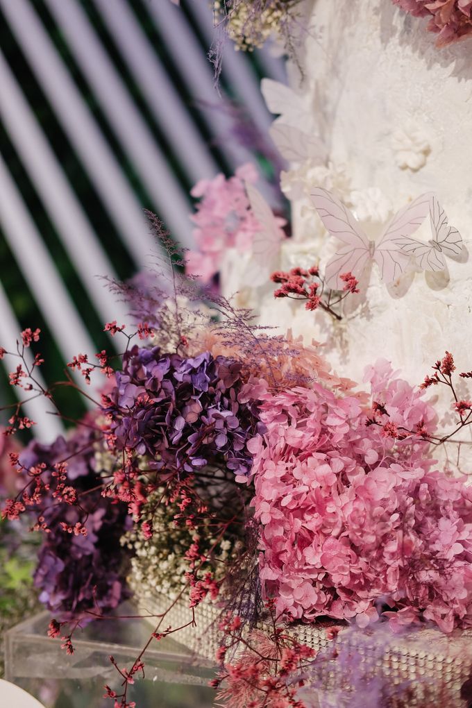 Dreamy Enchanted wedding by KAIA Cakes & Co. - 011 Dreamy Enchanted wedding by KAIA Cakes & Co. - 011