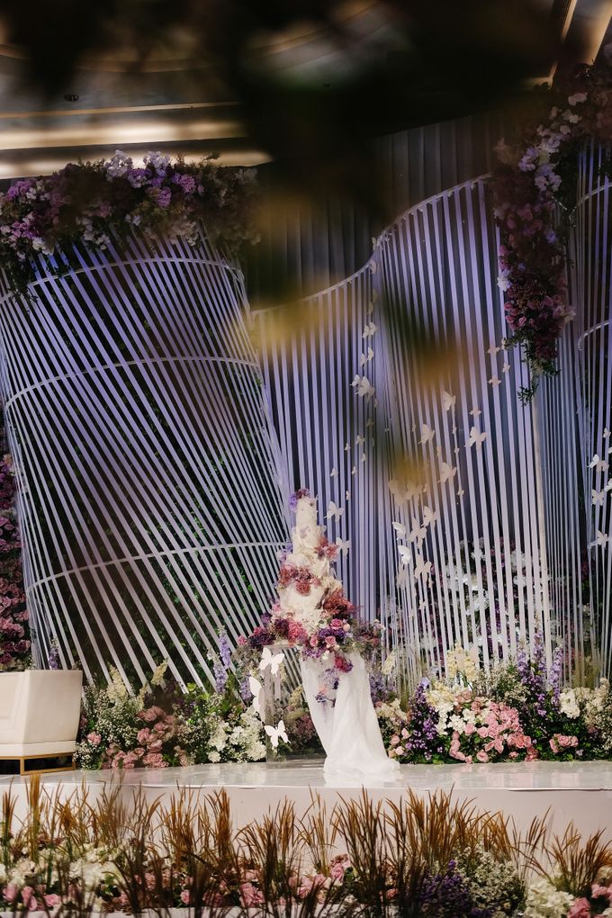 Dreamy Enchanted wedding by KAIA Cakes & Co. - 018 Dreamy Enchanted wedding by KAIA Cakes & Co. - 018