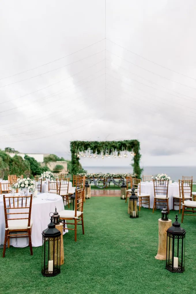 White Beauty Wedding theme by THE UNGASAN CLIFFTOP RESORT BALI - 006 White Beauty Wedding theme by THE UNGASAN CLIFFTOP RESORT BALI - 006
