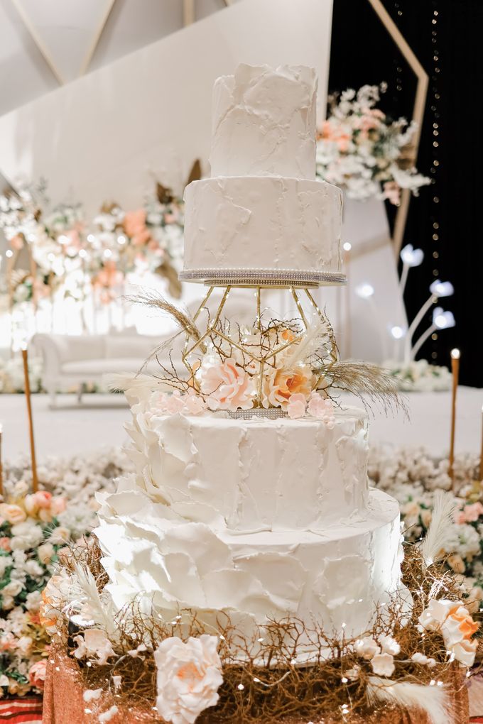 Skenoo Hall Emporium Pluit - Our Simple Yet Stunning Wedding Day by IKK Wedding Venue - 016 Skenoo Hall Emporium Pluit - Our Simple Yet Stunning Wedding Day by IKK Wedding Venue - 016