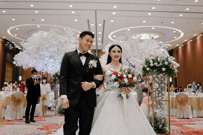Skenoo Hall Emporium Pluit - Our Simple Yet Stunning Wedding Day by IKK Wedding Venue - 019 Skenoo Hall Emporium Pluit - Our Simple Yet Stunning Wedding Day by IKK Wedding Venue - 019