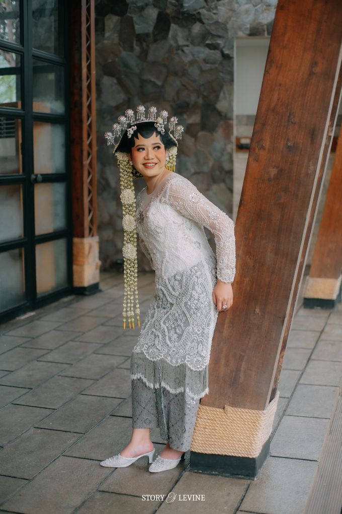 wedding story of Bagas & Karina by storyoflevine - 020