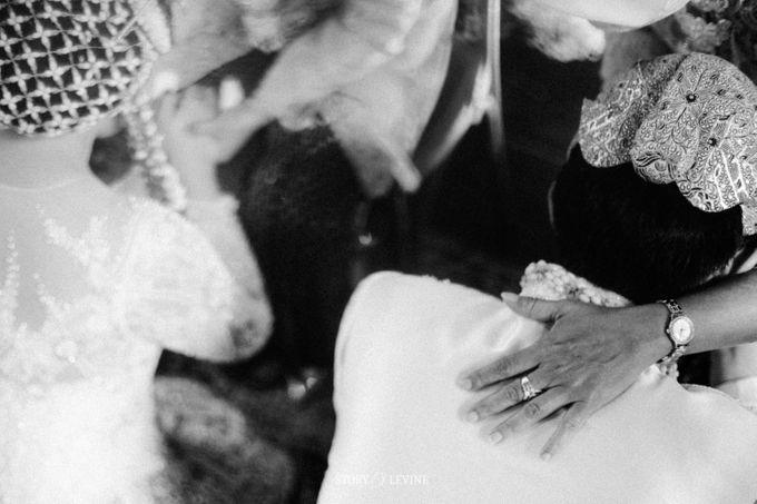 wedding story of Bagas & Karina by Warehouse Music Entertainment - 018 wedding story of Bagas & Karina by Warehouse Music Entertainment - 018
