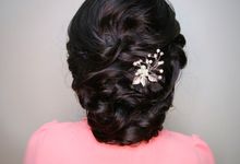 Wedding Hairdo by gar.mua