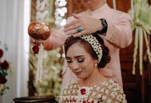 Siraman and Traditional Javanese Wedding - Yovina & Dwi by Fatahillah Ginting Photography