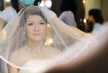 Sally & Teddy Wedding by photofoto Photography