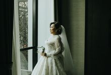 The Wedding of Novia Sandy & Nandro by B Bride