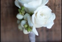 Buttonholes by Bali Villa Weddings and Events