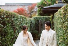 Japan Autumn Leaves Pre-wedding / Engagement by Hugh's Hue
