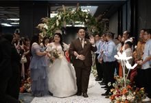 THE WEDDING OF SUHENDRA & YUWINA KARTIKA by Ohana Enterprise