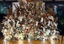 Romantic Rustic Ivory Floral Boho Decoration by Pampas Home Studio