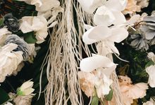 Classy Minimalism Wedding Decoration by Pampas home co