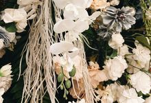 Classy Minimalism Wedding Decoration by Pampas Home Studio