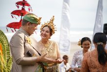 Balinese Wedding Blessing by Kelapa Retreat & Spa