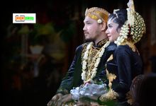 the wedding Nindy & Ridho by papenian